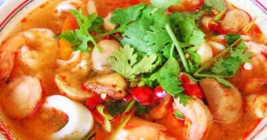 Sopa de camarones con chipilín