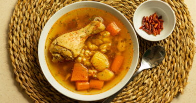 Caldo de pollo