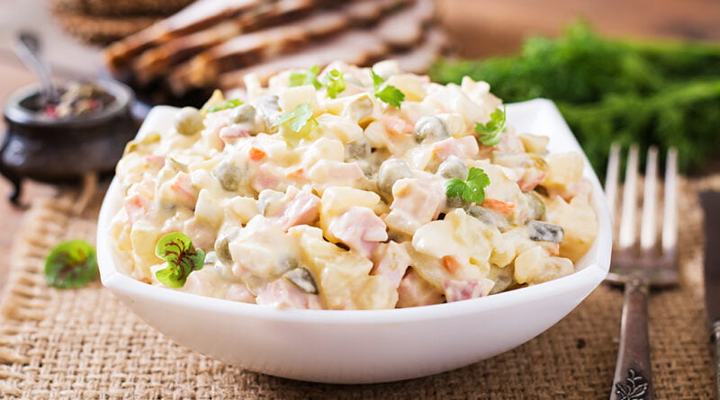 Ensalada de pollo con mayonesa