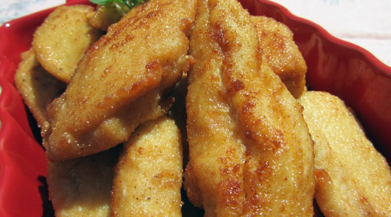 Pescado envuelto en huevo