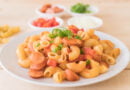 Macarrones con jamón y chorizo