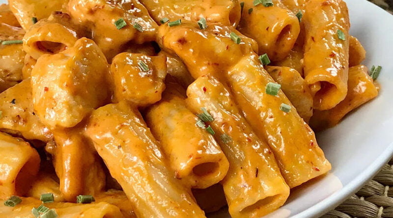 Pollo con macarrones