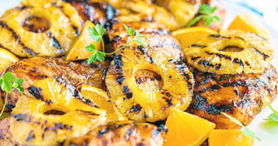 Pollo en piña