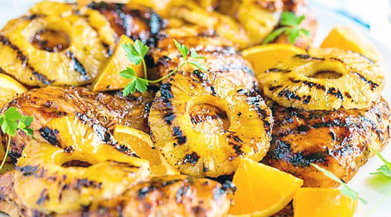 Pollo en piña