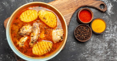 Pollo guisado