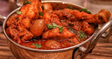 Pollo sudado con salsa de miltomate